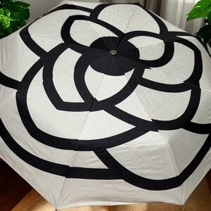 Black and White Floral Umbrella